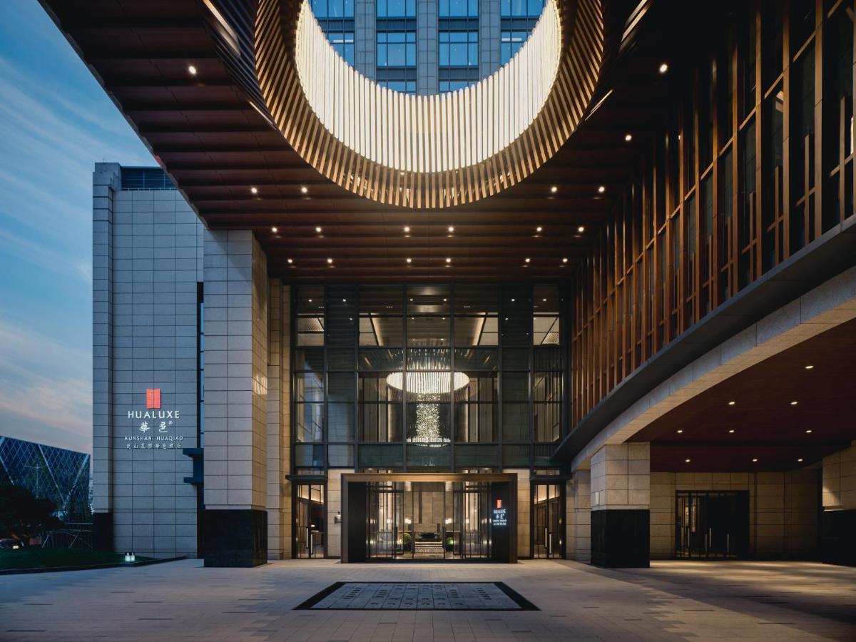 Hualuxe Kunshan Huaqiao By Ihg - F1 Racing Preferred Hotel Exterior foto